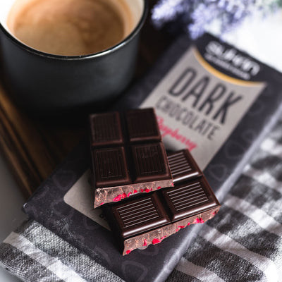 Sockerfri mörk choklad SUKRIN hallon miljöbild