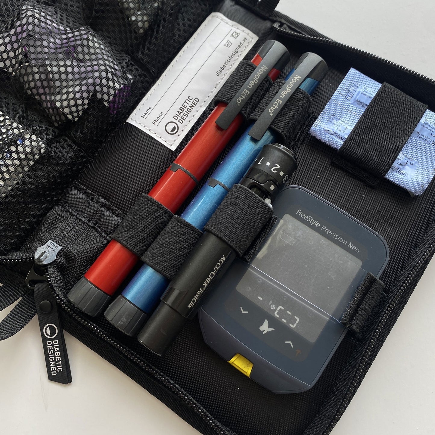 Diabetesväska för pennor Svart Diabetic Designed fylla med diabeteshjälpmedel