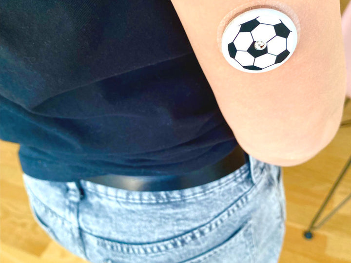 Freestyle Libre klistermärke Diabetic Designed svart fotboll
